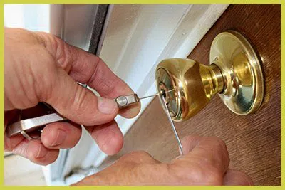 First-Class Locksmith Store  Phoenix, AZ 602-687-4449 First-Class Locksmith Store  Phoenix, AZ 602-687-4449 - 2-lockout