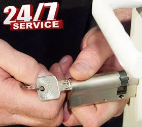 First-Class Locksmith Store  Phoenix, AZ 602-687-4449 - eme-01