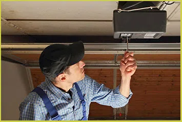 First-Class Locksmith Store  Phoenix, AZ 602-687-4449 - garage-door-repair